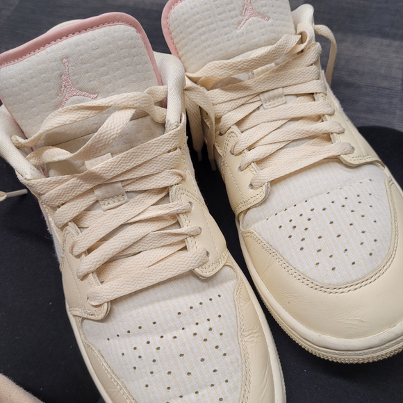 Jordan Cream and Pink Women's Sneakers - Picture 6 of 10